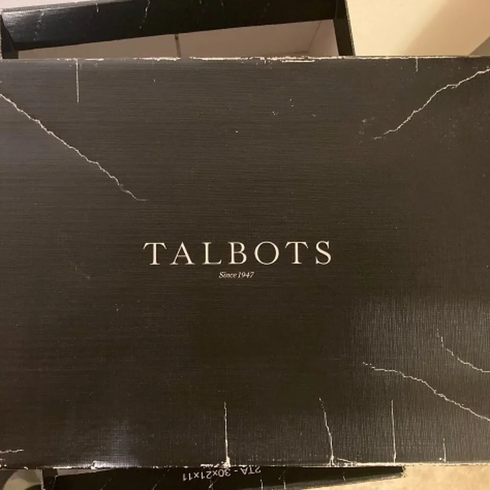 TALBOTS WOMEN'S ROYCE T STRAP SANDALS SIZE 10M - Picture 8 of 8